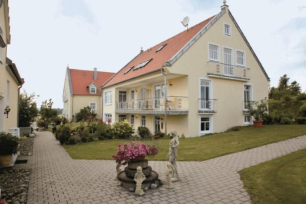 Auszeit - Ihr Sibyllenbad Gaestehaus Neualbenreuth Dış mekan fotoğraf